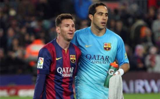حارس برشلونة السابق ينتفض ضد الشائعات