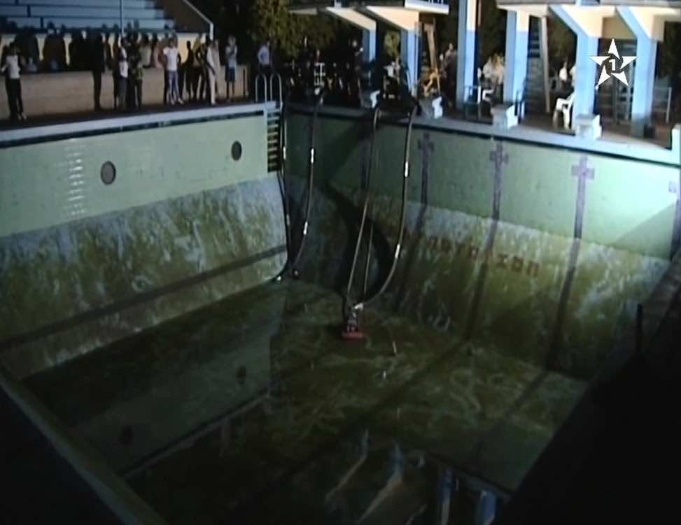 فاجعة مسبح مكناس.. معلم السباحة يكشف ملابسات الحادث