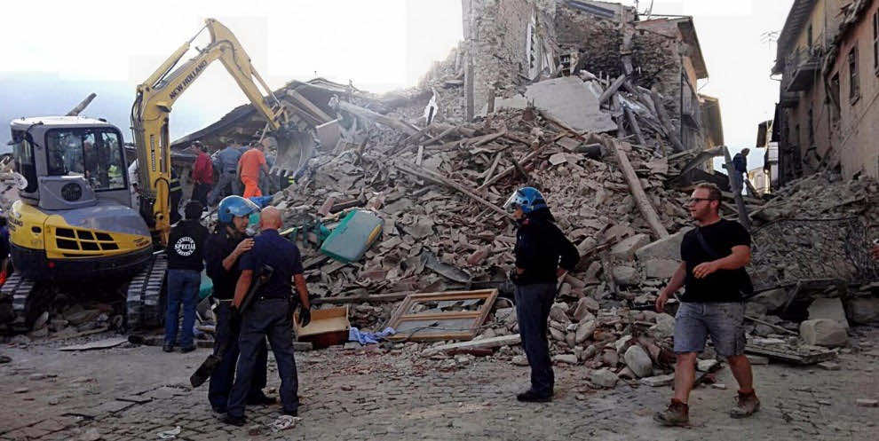 الخارجية الإيطالية تعلن عن إصابة أول مغربي في الزلزال