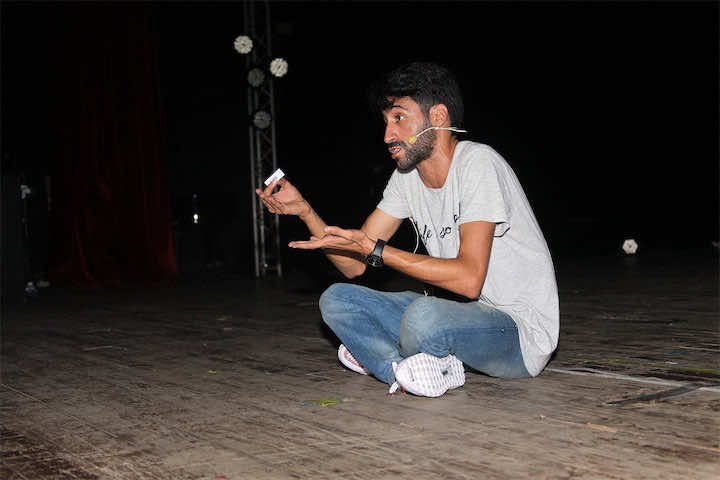 محمد السدراتي ينظم أول "ميت آب" في البيضاء بحضور 900 مُعجب - صور