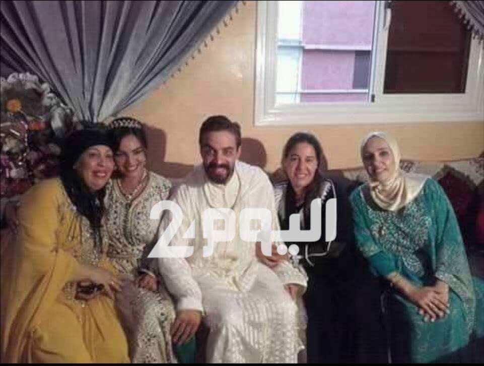 أسامة البسطاوي يدخل القفص الذهبي وهذه عروسه- صور حصرية