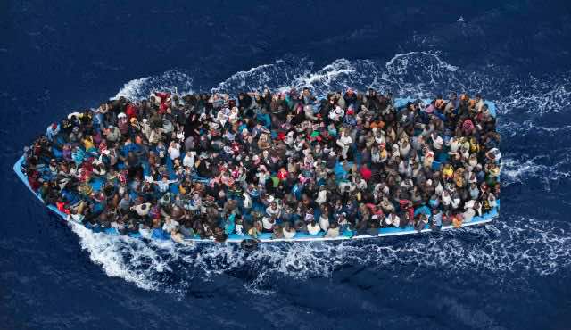 إنقاذ 29 مهاجرا حاولوا العبور نحو أوربا انطلاقا من المغرب