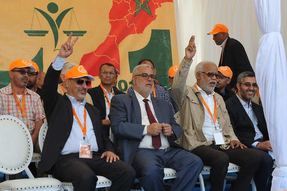 شركة "وانـا" تطرد أعضاء نقابة حزب بنكيران