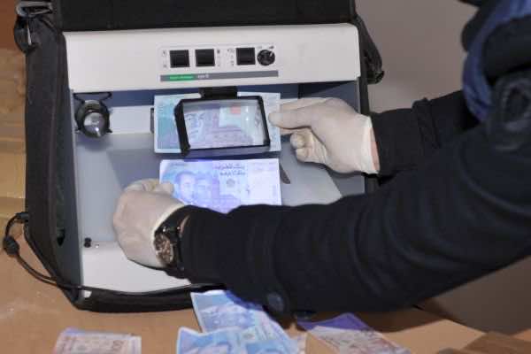 يهم البيضاويين.. احذروا ورقة 200 درهم مزورة