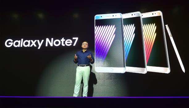  "Samsung" تحث مستخدمي "Note 7" على إغلاق هواتفهم وتسليمها