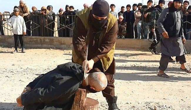 أشرطة لقطع الرؤوس تتسبب في طرد "داعشي" مغربي من فرنسا