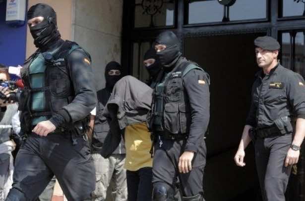 عاجل..اسبانيا تعتقل "داعشي" مغربي بتهمة ترويج "الإرهاب" على النت