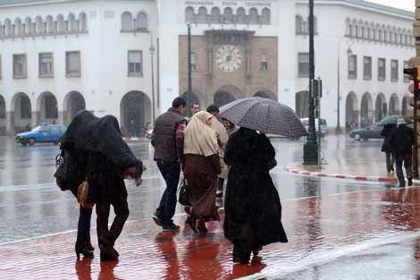 جو بارد وقطرات مطرية في بعض المناطق اليوم الثلاثاء