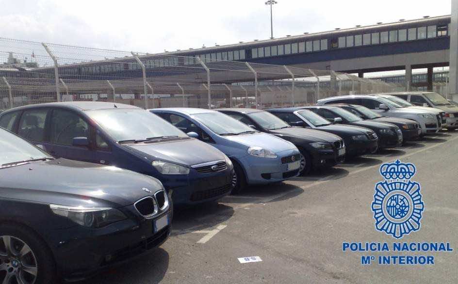 حجز 100 سيارة فارهة مسروقة بقيمة 3 ملايير موجهة للمغرب  