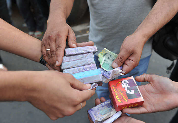 حجز 86 ألف و400 وحدة للشهب النارية ومفرقعات "عاشوراء" المهربة بالدار البيضاء