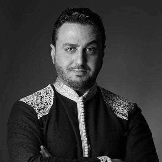 رشيد العلالي يدعم المواهب الشابة في مجال الكتابة الكوميدية