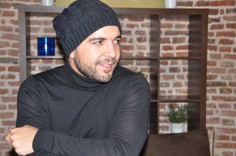 الدوزي ينضم إلى حملة التبرع للمصابين بداء السيدا