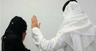 عربي يطلق زوجته لتغير ملامحها في شهر العسل!