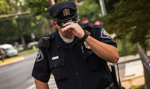 الحكم بالمؤبد 11 مرة على الشرطي "سفاح كاليفورنيا".. اعترف بارتكاب 13 جريمة قتل