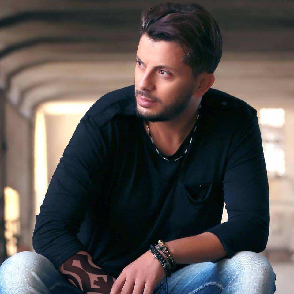 "حسدونا" عمل غنائي جديد يجمع حاتم عمور بالملحن محمد الشرابي