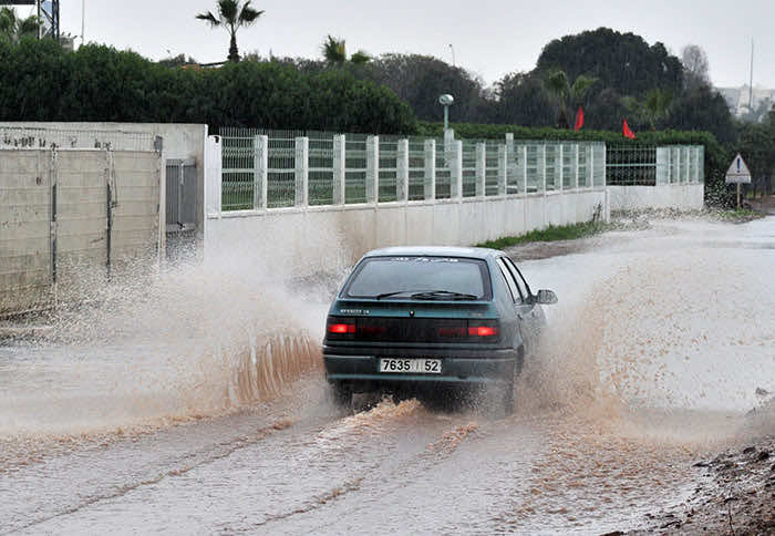 طقس الجمعة.. حار مع زخات رعدية وأمطار متفرقة