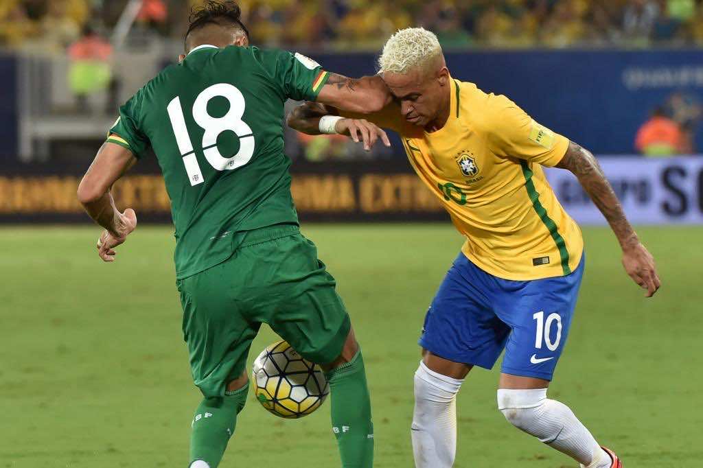 نيمار يغادر معسكر المنتخب البرازيلي
