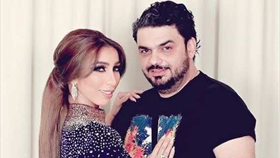 قبلة دنيا باطمة لزوجها البحريني محمد الترك- فيديو