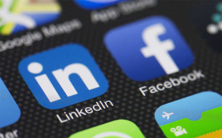 أرباح "فيسبوك" تقفز في الربع الثالث مدعومة بإعلانات المحمول