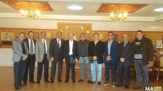 عمدة فاس يعد مكتب ولاعبي الماص بتقديم الدعم المادي للفريق