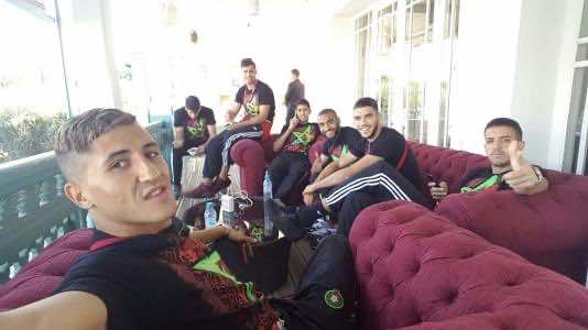 لاعبو المنتخب ينشرون صورهم قبل لقاء الكوت ديفوار- صور
