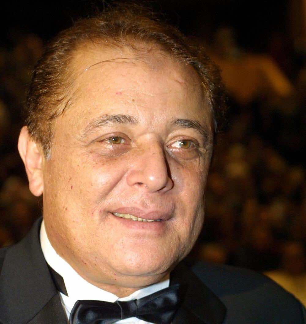5 تغريدات الأخيرة للراحل محمود عبد العزيز على "تويتر"!