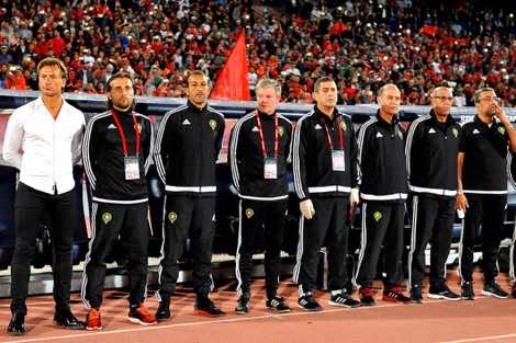 فايسبوكيون يسخرون من لاعبي المنتخب :"يستحقون منحة التعادل"