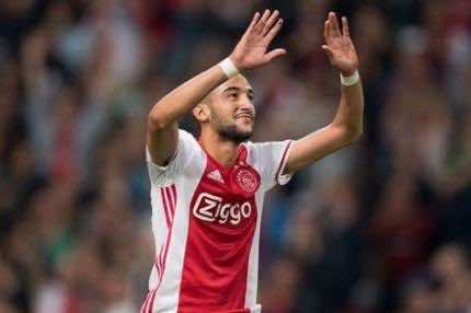 لاعب المنتخب يكذب إدارة فريقه الهولندي ويعود إلى التدريبات