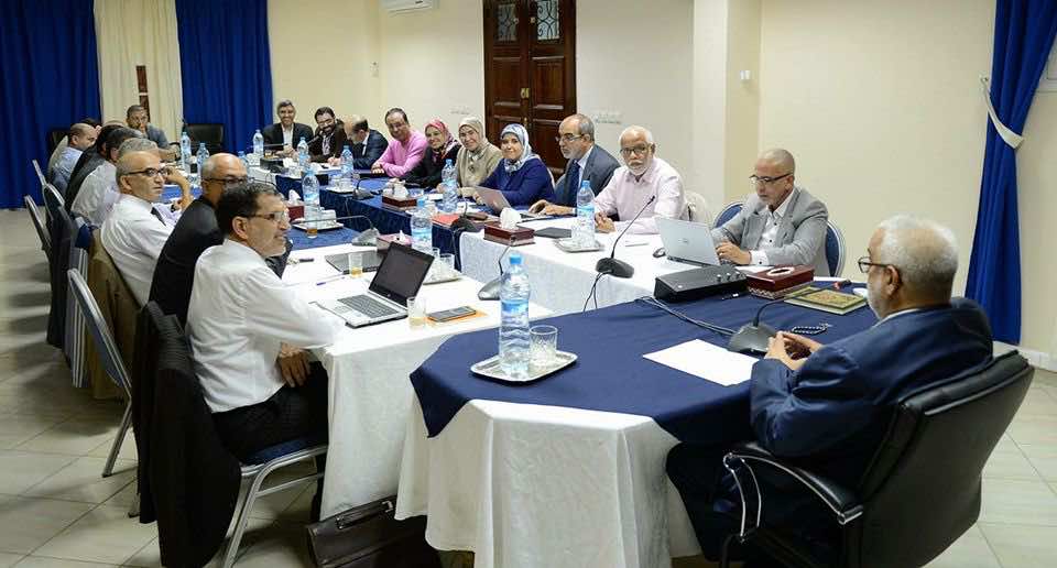 البيجيدي ينتظر القرار النهائي لحزبين اثنين لحسم تشكيل الحكومة