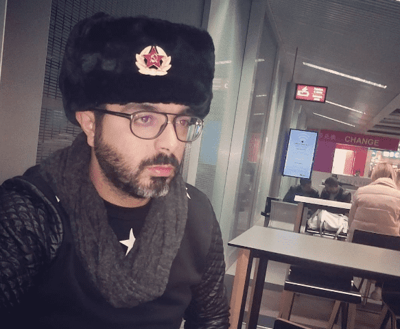 صورة لطفلي الفنان أحمد شوقي