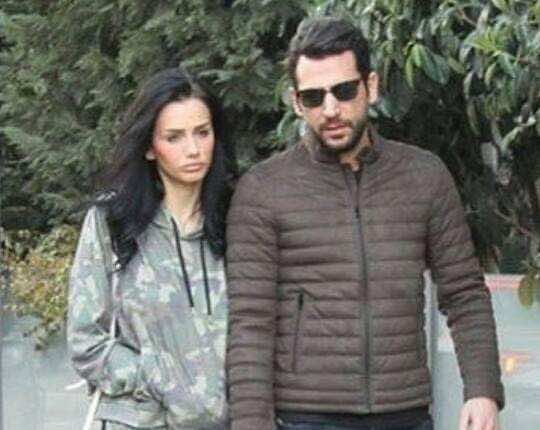 فاتي جمالي تفاجئ ايمان ألباني في تركيا- فيديو