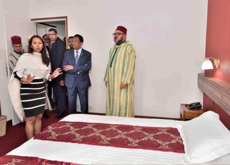 لأول مرة.. الملك يتحدث في حوار عن تفاصيل زيارته غرفة جده في المنفى