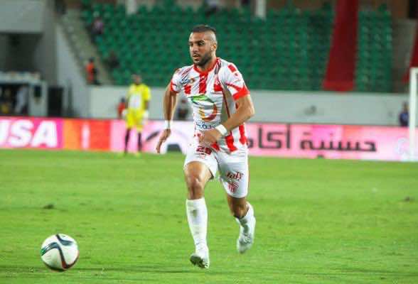 مدرب فريق حسنية أكادير يبعد لاعبه سفيان طلال لهذا السبب