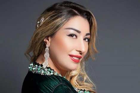 سميرة بلحاج نجمة مهرجان الأناقة والابداع في وجدة – صورة
