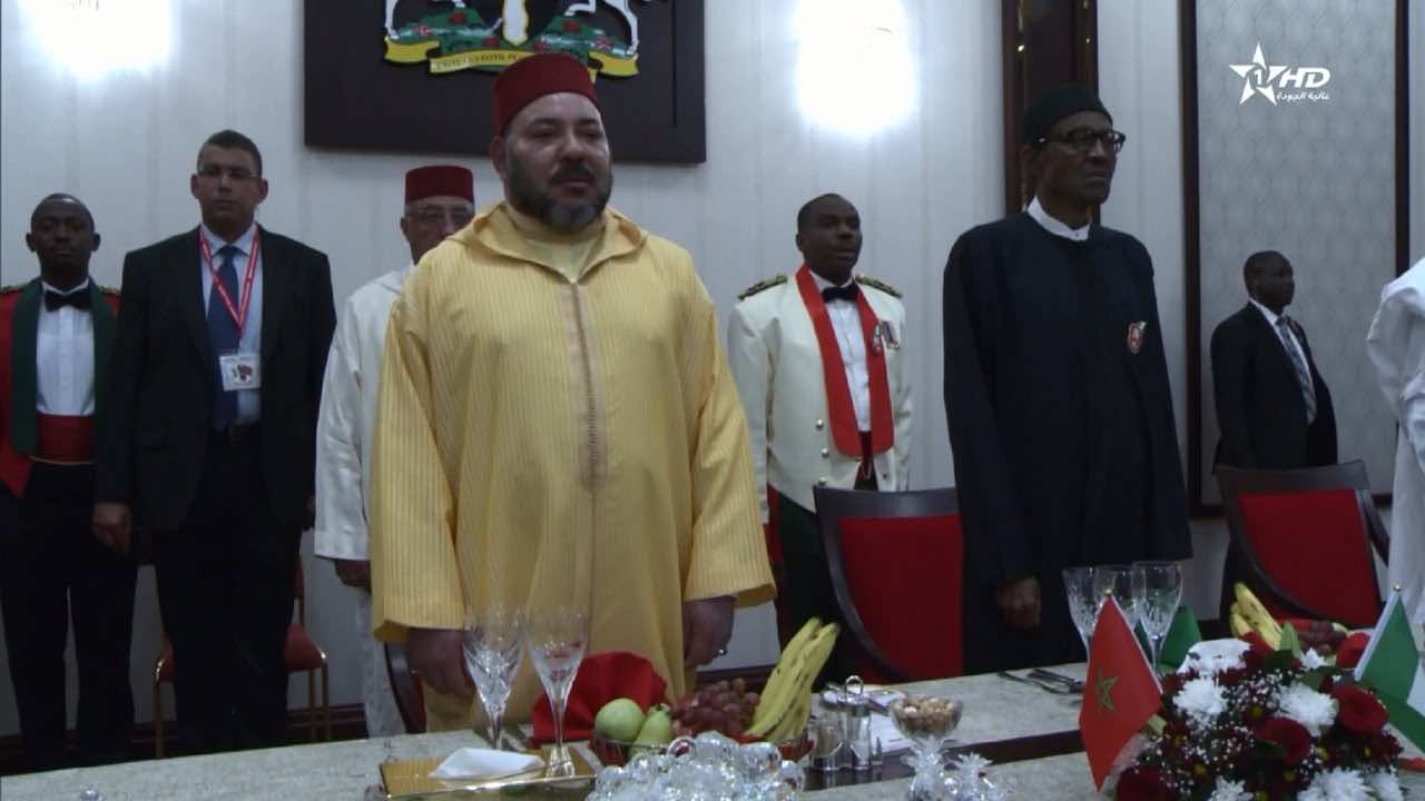 الملك يجري أولى اللقاءات الثنائية في أديس أبابا