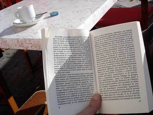 أغنى رجل في العالم يكشف عن 5 كتب قرأها