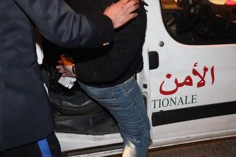 اقتحام شقة للدعارة والقمار في فاس
