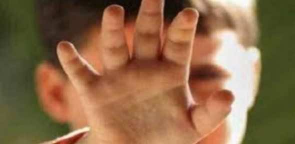 قاصر يتورط في جريمة قتل بشعة بالقصر الكبير