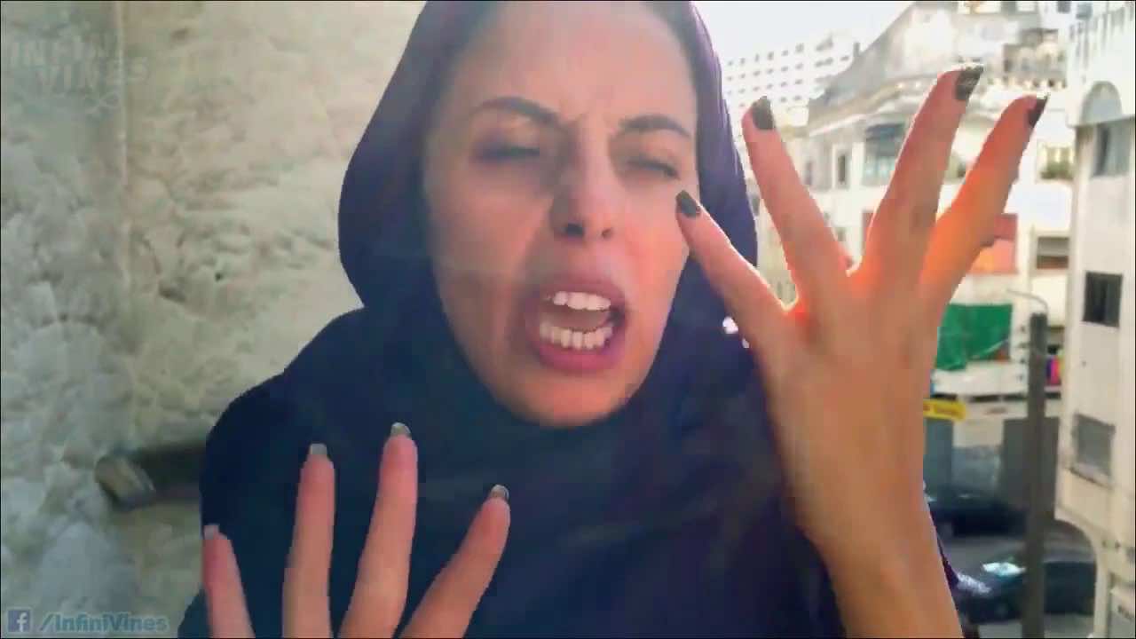 صورة جريئة و"لحظات سبت ساخنة"..فدوى الطالب تَخلق الجدل من جديد