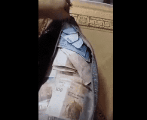مغربي جعل "الوسادة" بديلاً للأبناك - فيديو