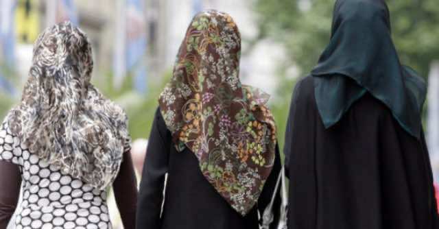 وزير نمساوي يدعو إلى حظر الحجاب في المؤسسات