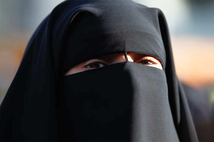 حركة "تنوير": لباس النقاب يستعمل في الأعمال الإرهابية