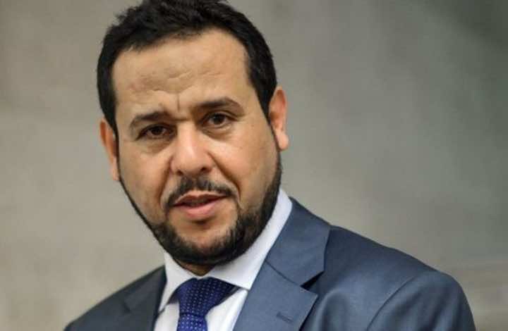 قضاء لندن يمنح لمعارض ليبي حق مقاضاة وزير خارجية بريطانيا بسبب القذافي - فيديو