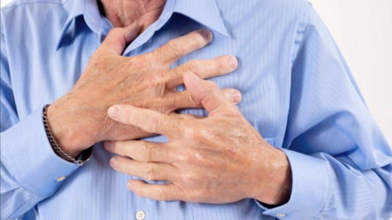 دراسة بريطانية : مشروبان يحدان من خطر الوفاة بأمراض القلب