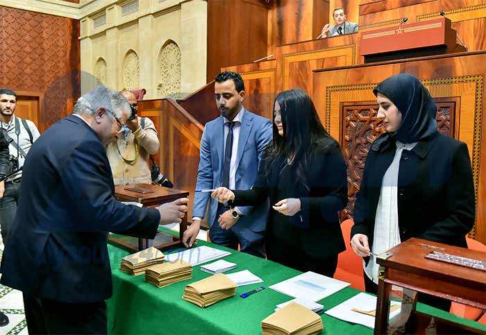 الفرق البرلمانية تحسم أسماء رؤسائها