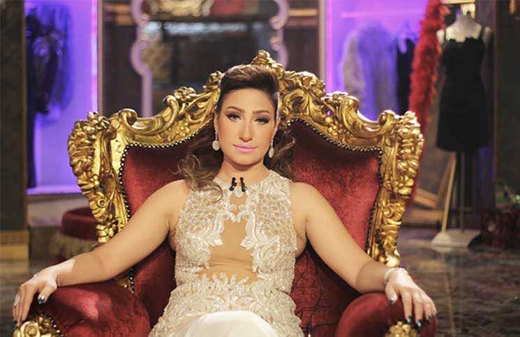 المطربة المصرية "بوسي" تغني للمغربي "الجريني" – فيديو