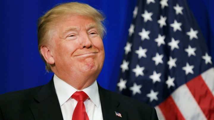 دونالد ترامب يغير أثاث البيت الأبيض ويعيد تمثال تشرشل
