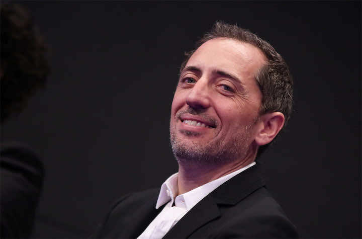 كاد المالح يشرح للأمريكيين دور الكسال في الحمام المغربي  !