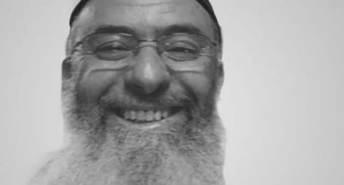 آلاف الكنديين يودعون جثمان المغربي ضحية الإرهاب بمسجد