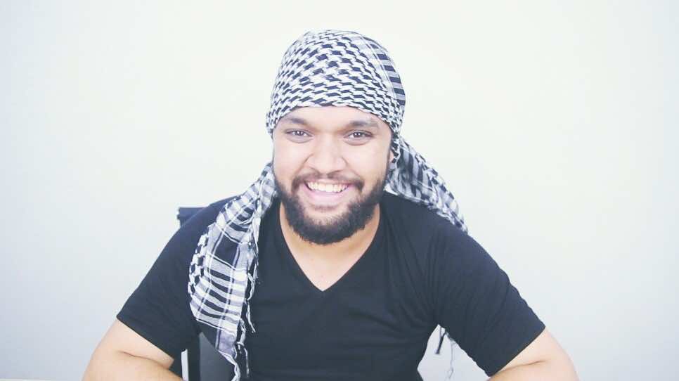 بعد أن وصفه بالملحد.. أسامة رمزي يرد على الشيخ سار